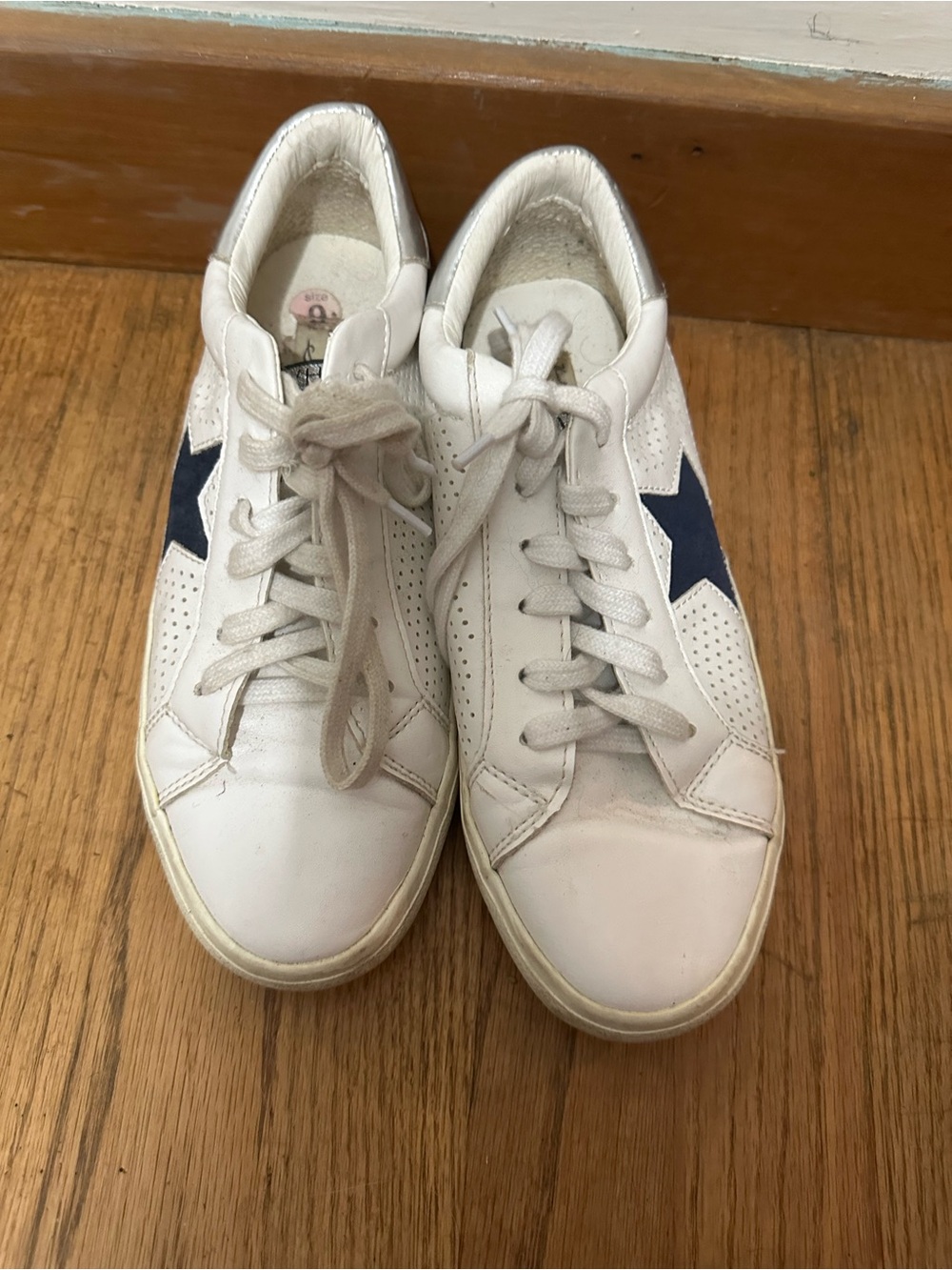 Vintage Havana White Sneakers with Navy Star